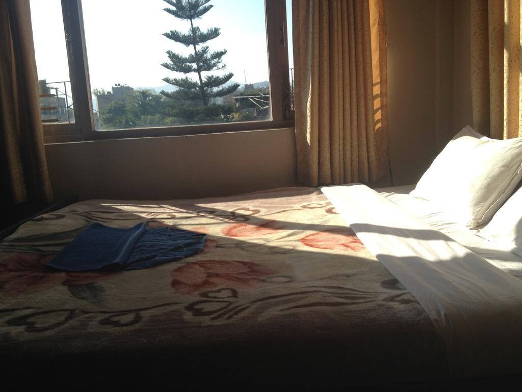 Hotel Aagaman Kathmandu Ngoại thất bức ảnh