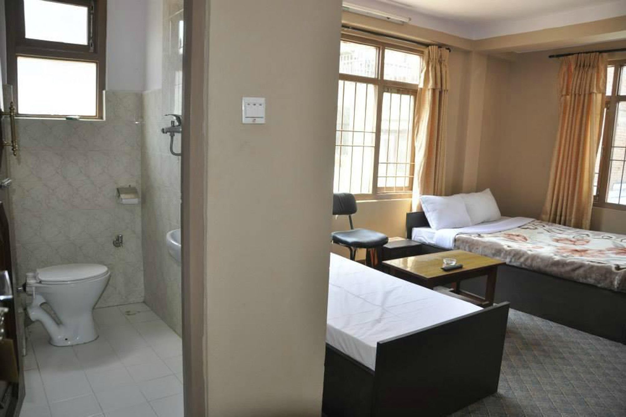 Hotel Aagaman Kathmandu Ngoại thất bức ảnh